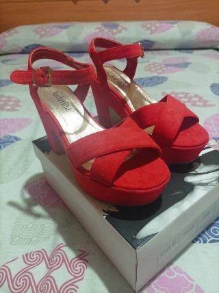 Sandalias tacón plataforma rojas