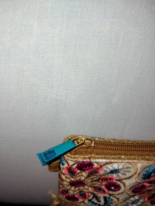 Pochette tracolla in paglia ricamata Ale-Hop nuova