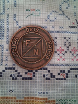 Medalla Fuerza Nueva Dios Patria Justicia