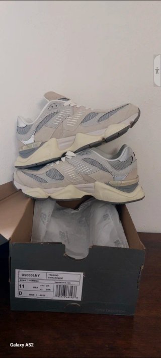 New Balance 9060 Beige/Grigio Taglia 45