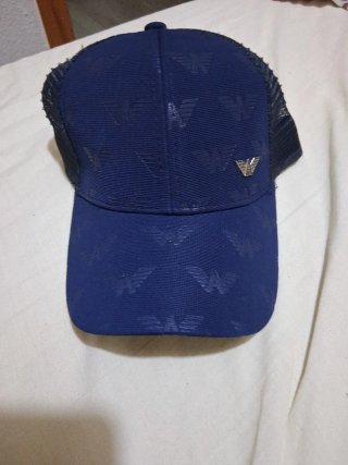 Gorra Emporio Armani Azul y Negra