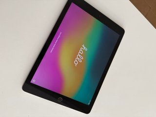iPad 6ª Gen Apple Senza caricatore