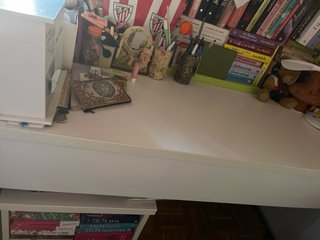 Cuna convertible en cama y escritorio