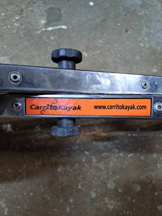Carrello per kayak con ruote