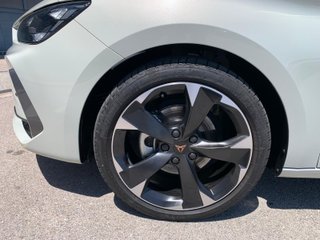 CUPRA León 1.5 eTSI 110kW (150CV) DSG