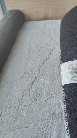 Tappeto moderno e soffice a pelo corto