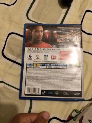 2 Discos PS4 FIFA 19 y FIFA 20