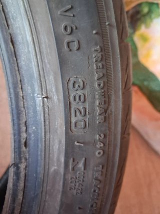 225/40 18 92y Neumáticos Bridgestone