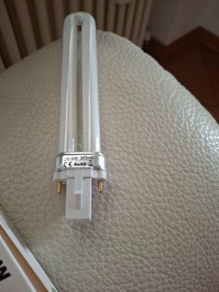 Lampadina UV 9W TEK ONE per Unghie