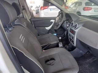 Dacia Sandero 2012