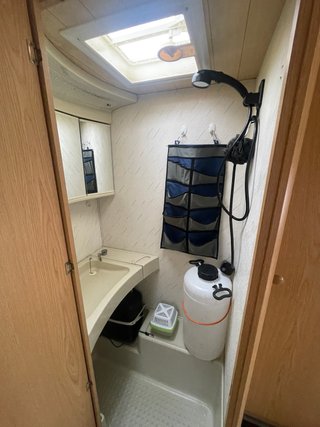 Caravana de menos de 750 kg con instalación solar.