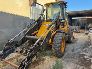 JCB 411
