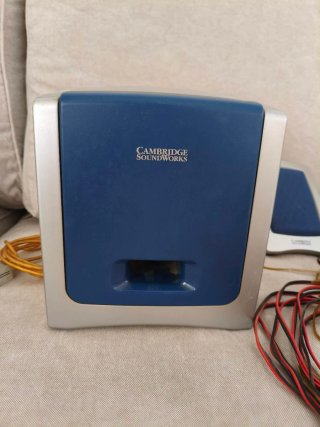 Altavoces Cambridge SoundWorks 2.1 DTT2500