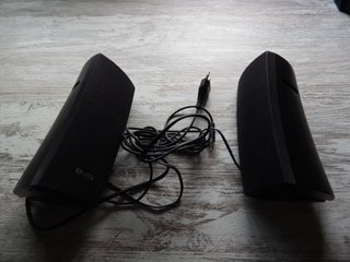 Altavoces Genius Negros y Grises