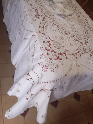 Mantelería bordada a mano lino Isla Madeira
