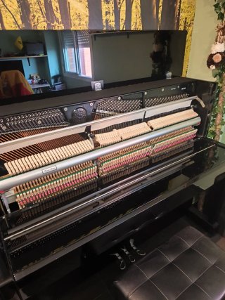 Piano pared acústico Kawai ND 21 como nuevo