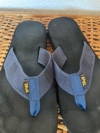 Ciabatte Teva nere e blu