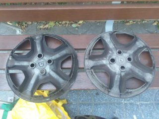 2 Tapacubos Dacia Sandero R16