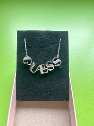 Pulsera Guess Letras Plata