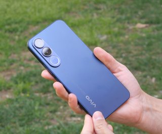 VIVO V70 FE Edizione Speciale (8+512gb)