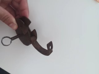 Antiguo candado de disco de hierro forjado