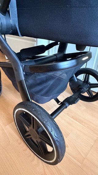 Carrito Joolz Hub+ Silla y Capazo Negro