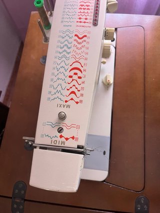 Máquina de coser WERTHEIM ELECTRONICA