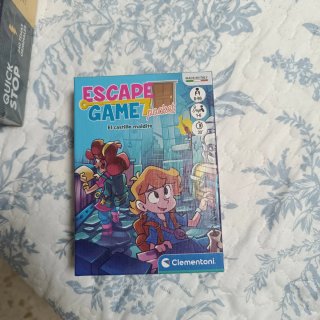 Juego Escape Game Pocket: El castillo maldito