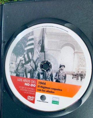 DVD 1944