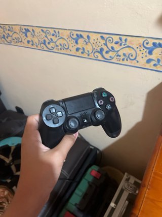 Consola PS4 Pro 1TB + 2 Juegos