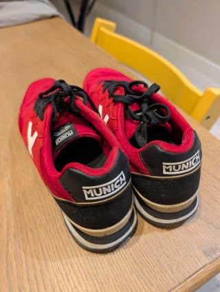 Zapatillas Munich Dash Rojas Talla 41