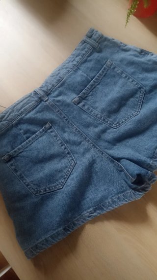 Falda pantalón vaquera bermuda talla 42