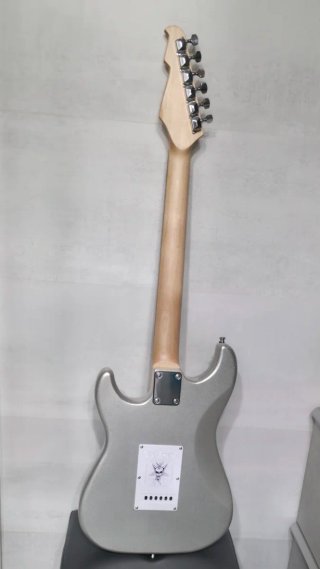 TESTAMENT GUITARRA FIRMADA INCLUYE DAVE LOMBARDO