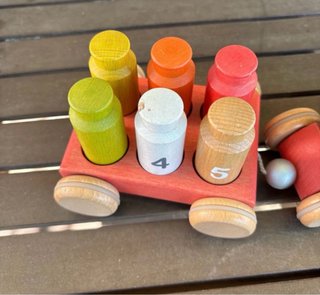 Trenino in legno da traino per bambini