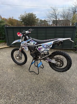 Husqvarna FE 350 2022 Enduro/Motocross