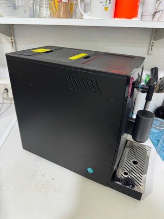 Cafetera Cecotec Superautomática Poco Uso