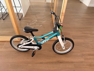 Bicicleta infantil Woom GO 2 14” Turquesa