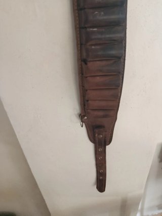 Cartuchera de cuero