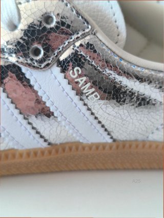 Adidas Samba OG Plata Talla 38