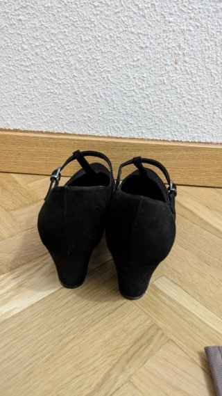 Zapatos de tacón negros