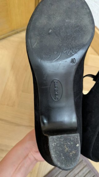 Zapatos de tacón negros