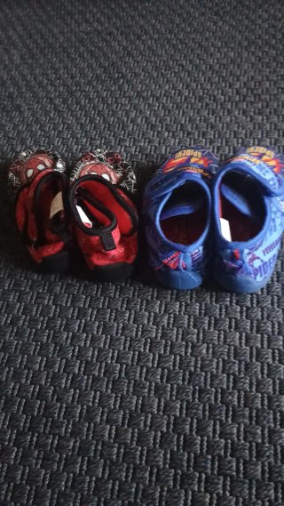 Pantofoline Spiderman n.24 invernali