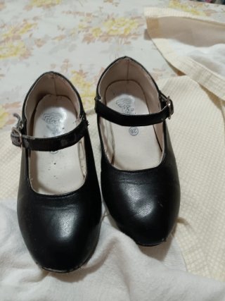 Vestido Gitana 2-3 años + Zapatos Tacon negros 28