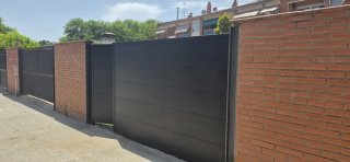Fabricación Puertas Metálicas a Medida