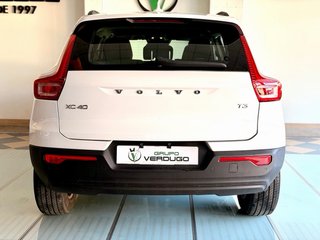 Volvo XC40 2022