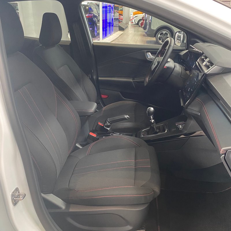Ford Puma 1.0 EcoBoost ST-Line MHEV 2026, foto 8