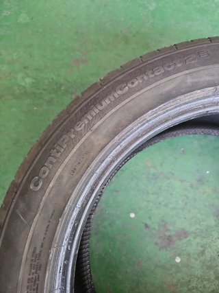 Neumático Continental 215/55 R18 99Y