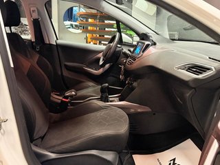 PEUGEOT 2008 Active 1.2 VTi 82