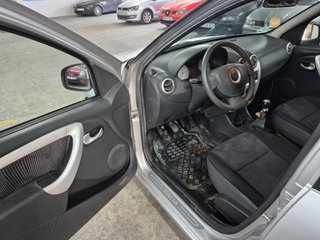 Dacia Sandero 2008