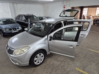 Dacia Sandero 2008